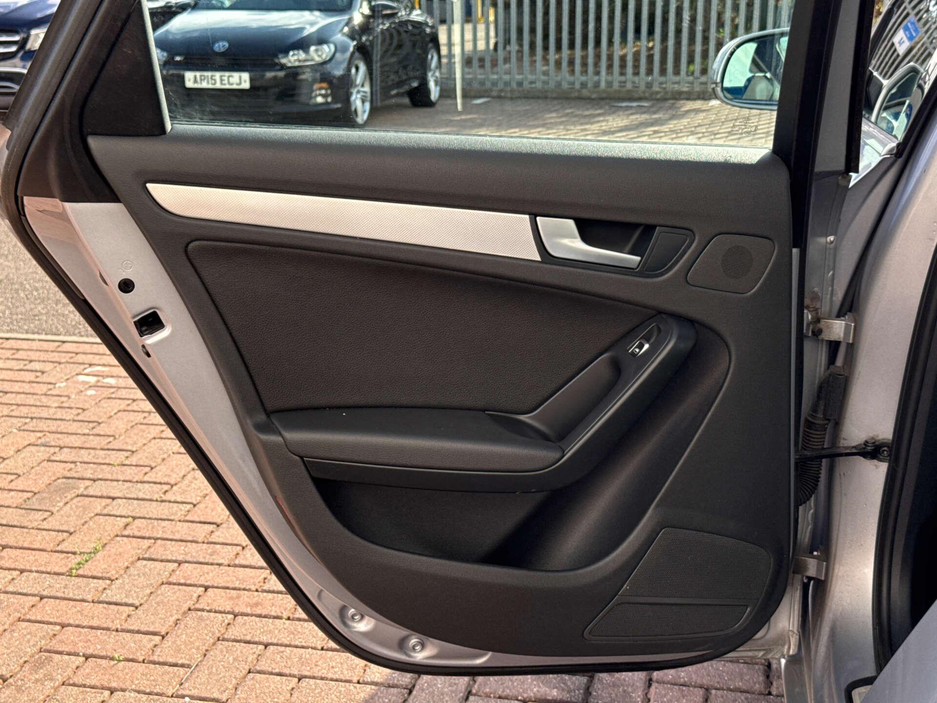 Audi A4 view 34