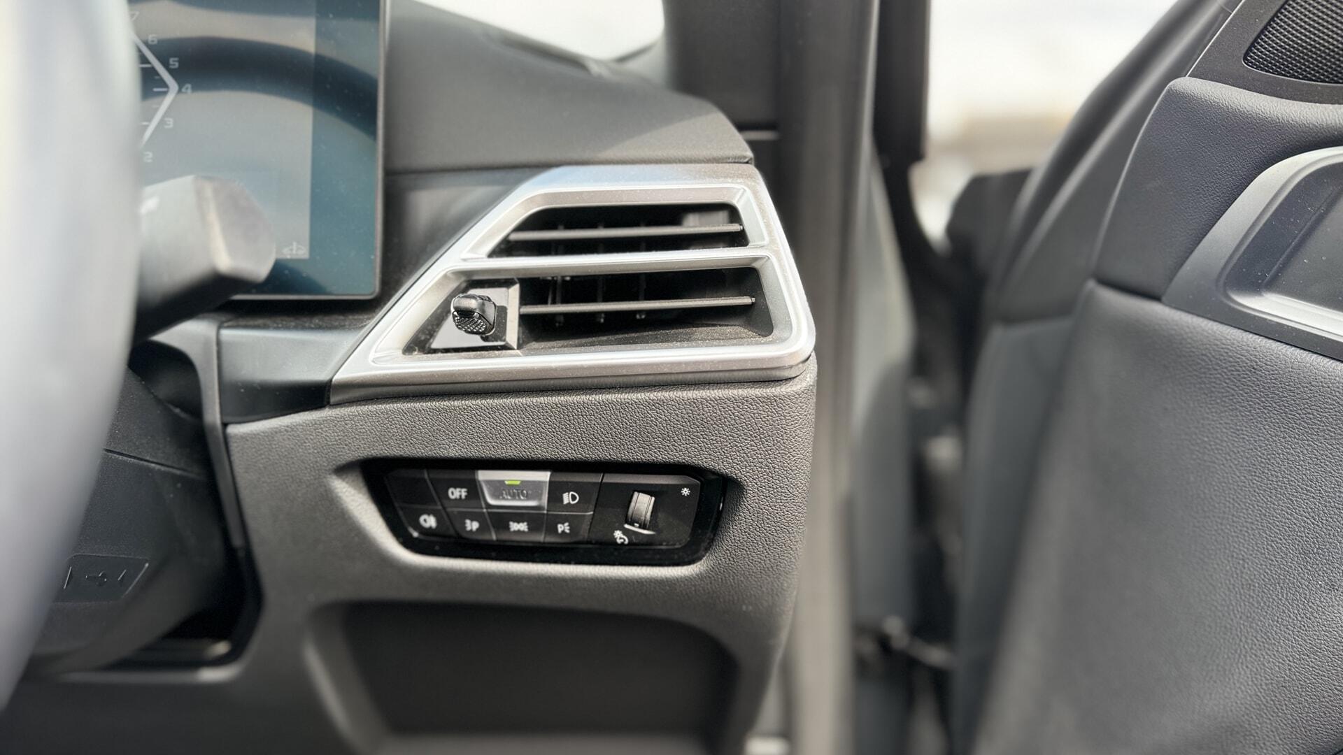 BMW 4 Series view 30