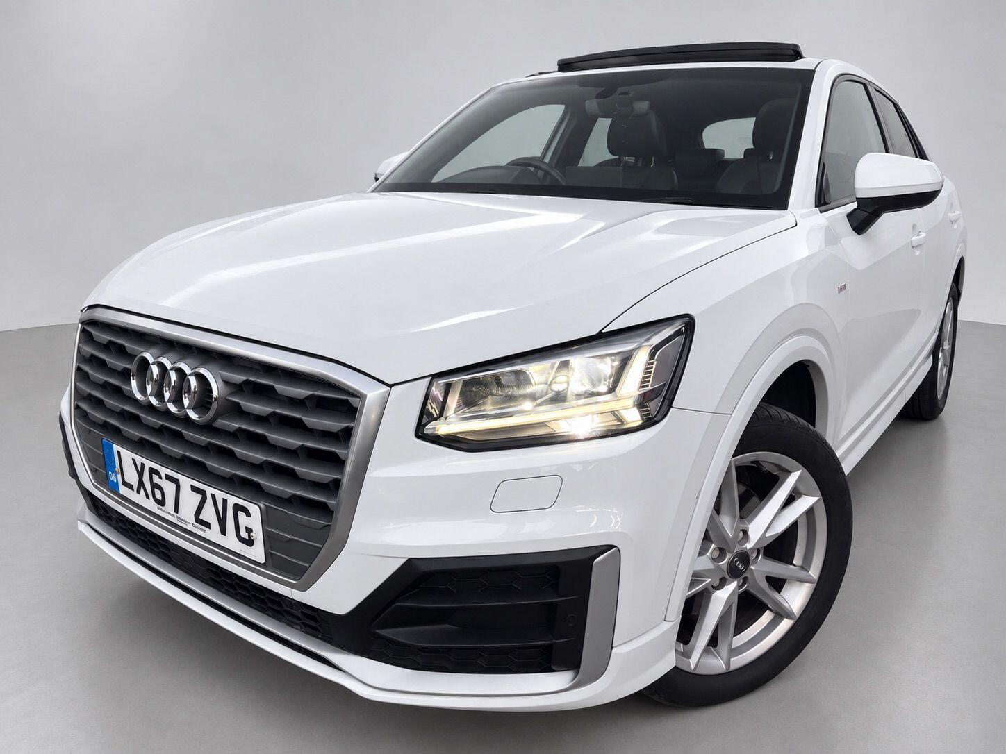 Audi Q2 view 7