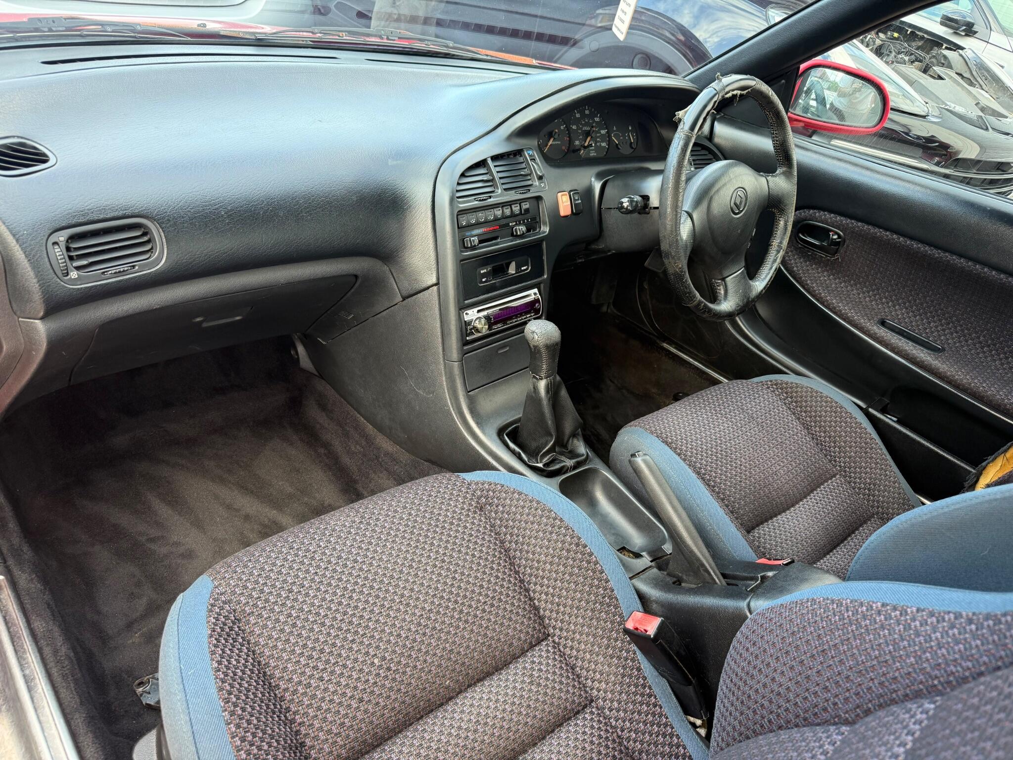 Mazda MX-6 view 3