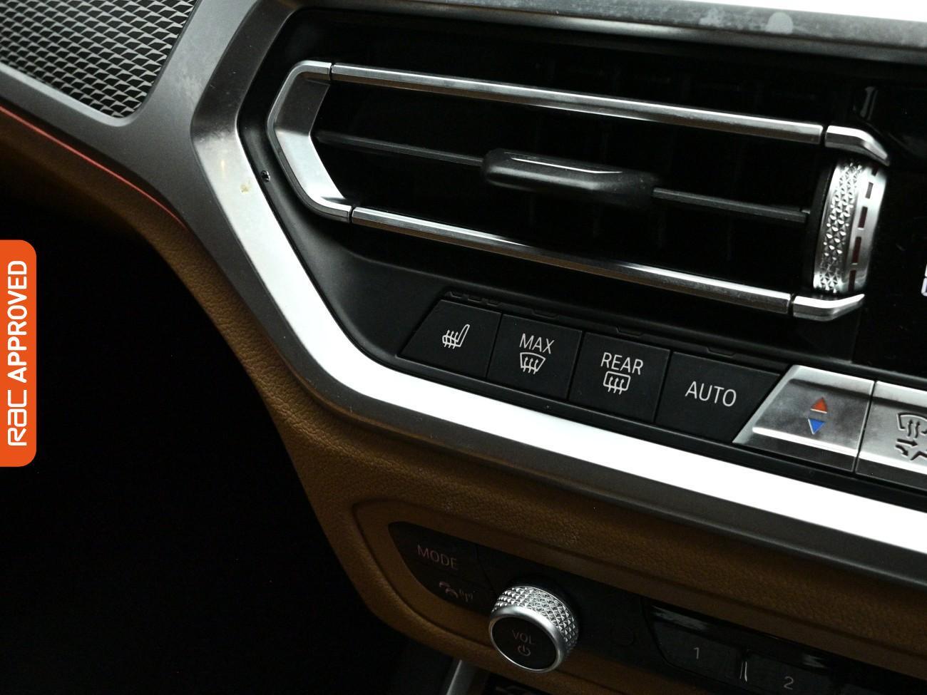 BMW 3 Series view 19