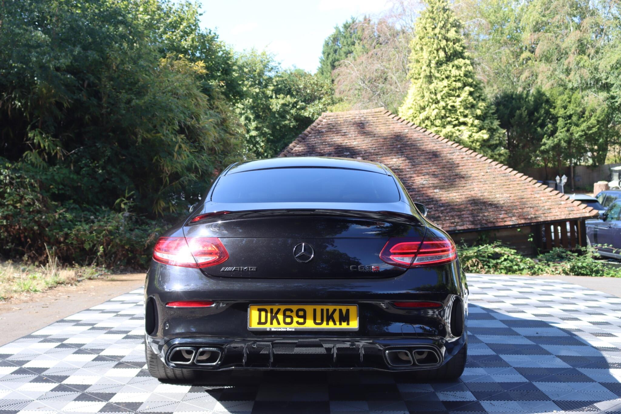 Mercedes-Benz C-Class view 57