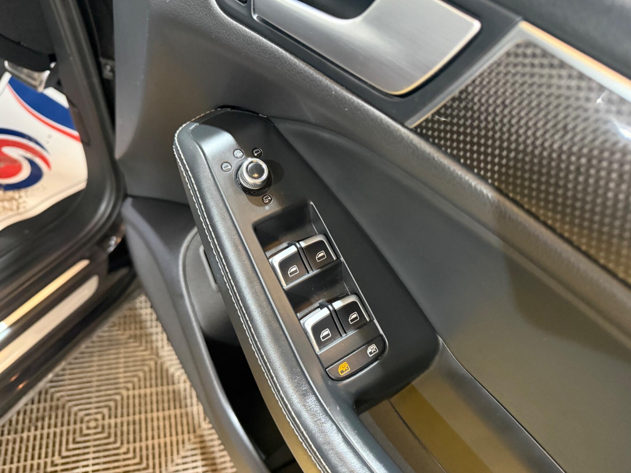 Audi SQ5 view 40