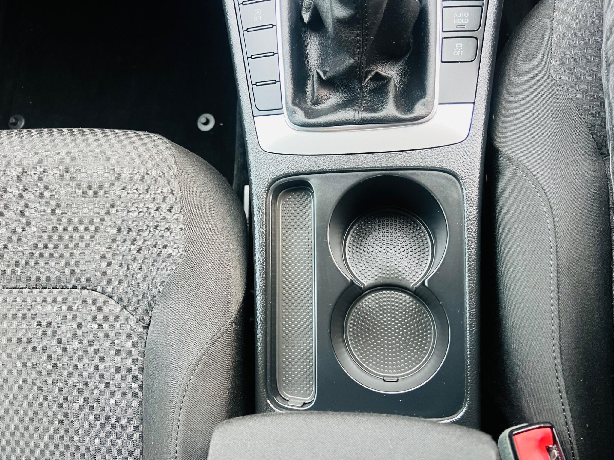 Volkswagen Passat view 56