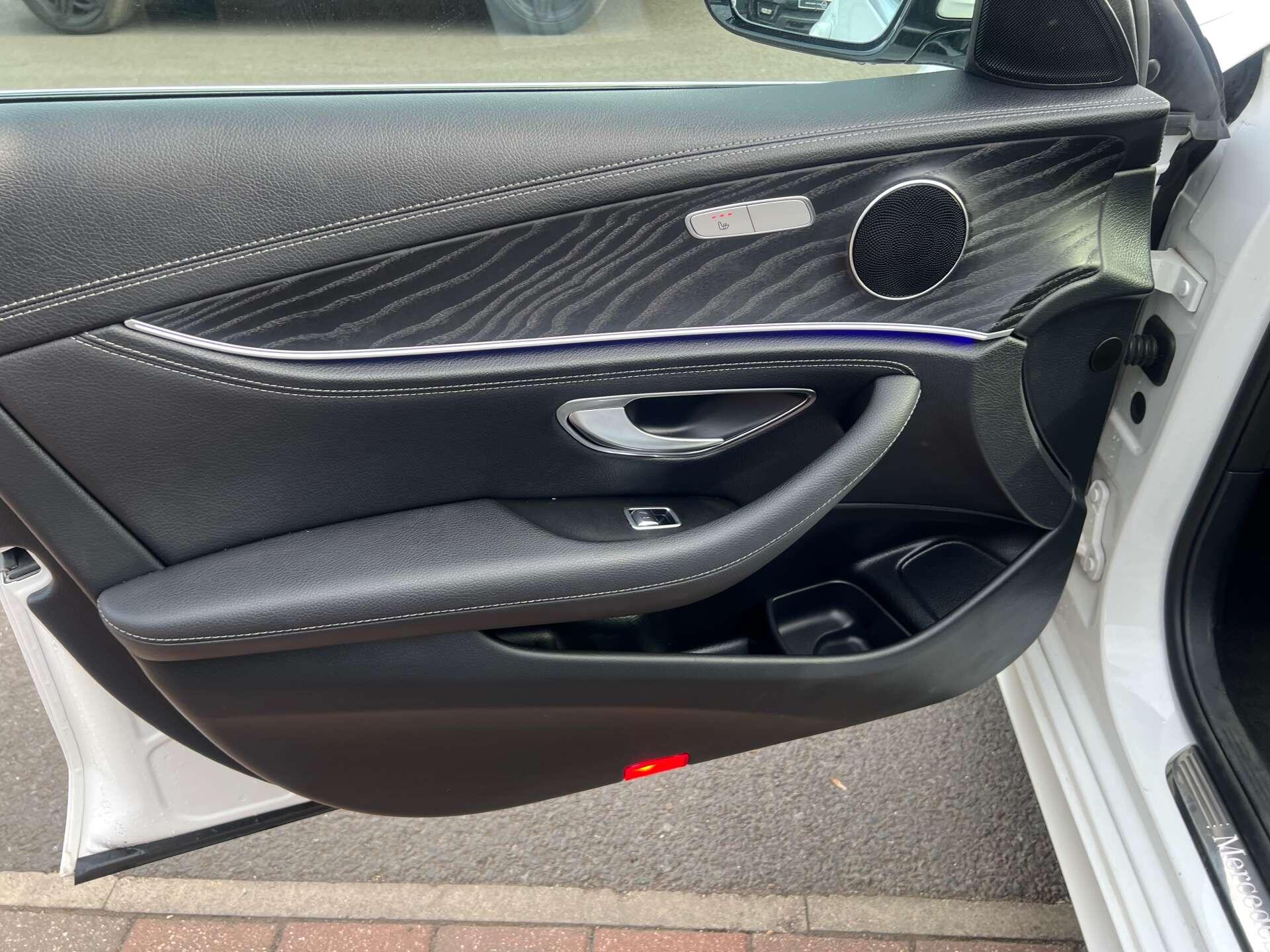 Mercedes-Benz E-Class view 46