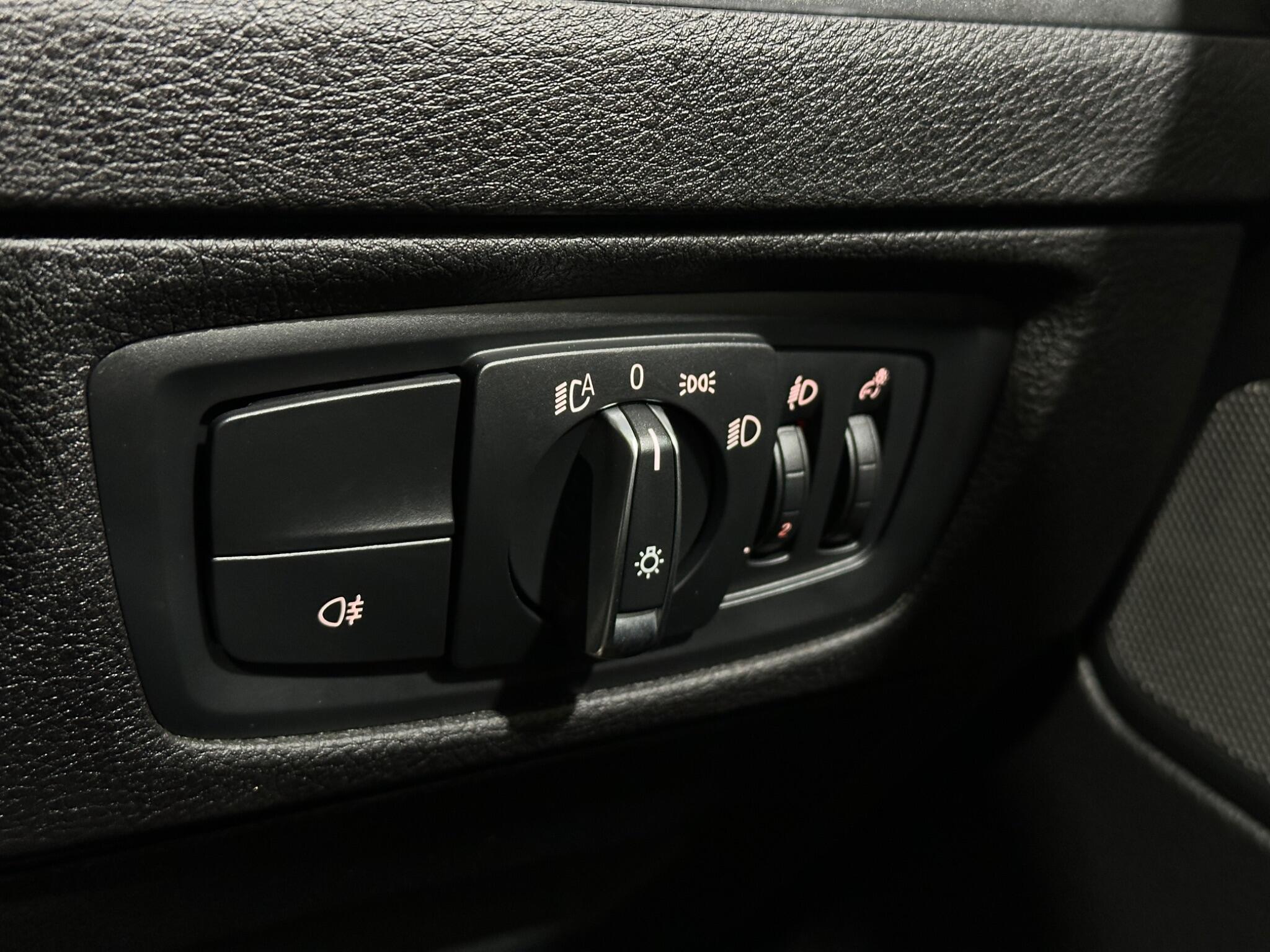 BMW 2 Series view 18