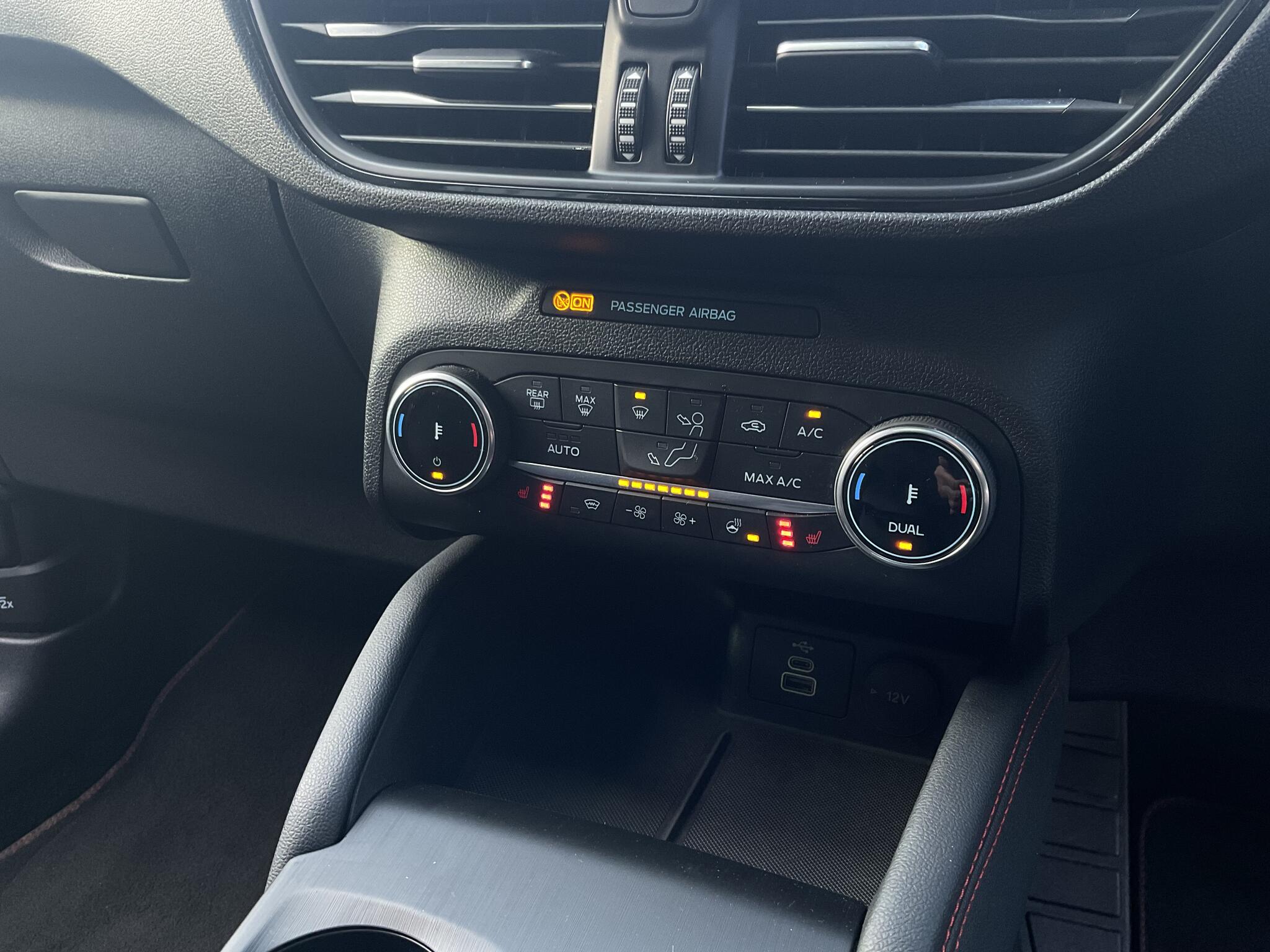 Ford Kuga view 29