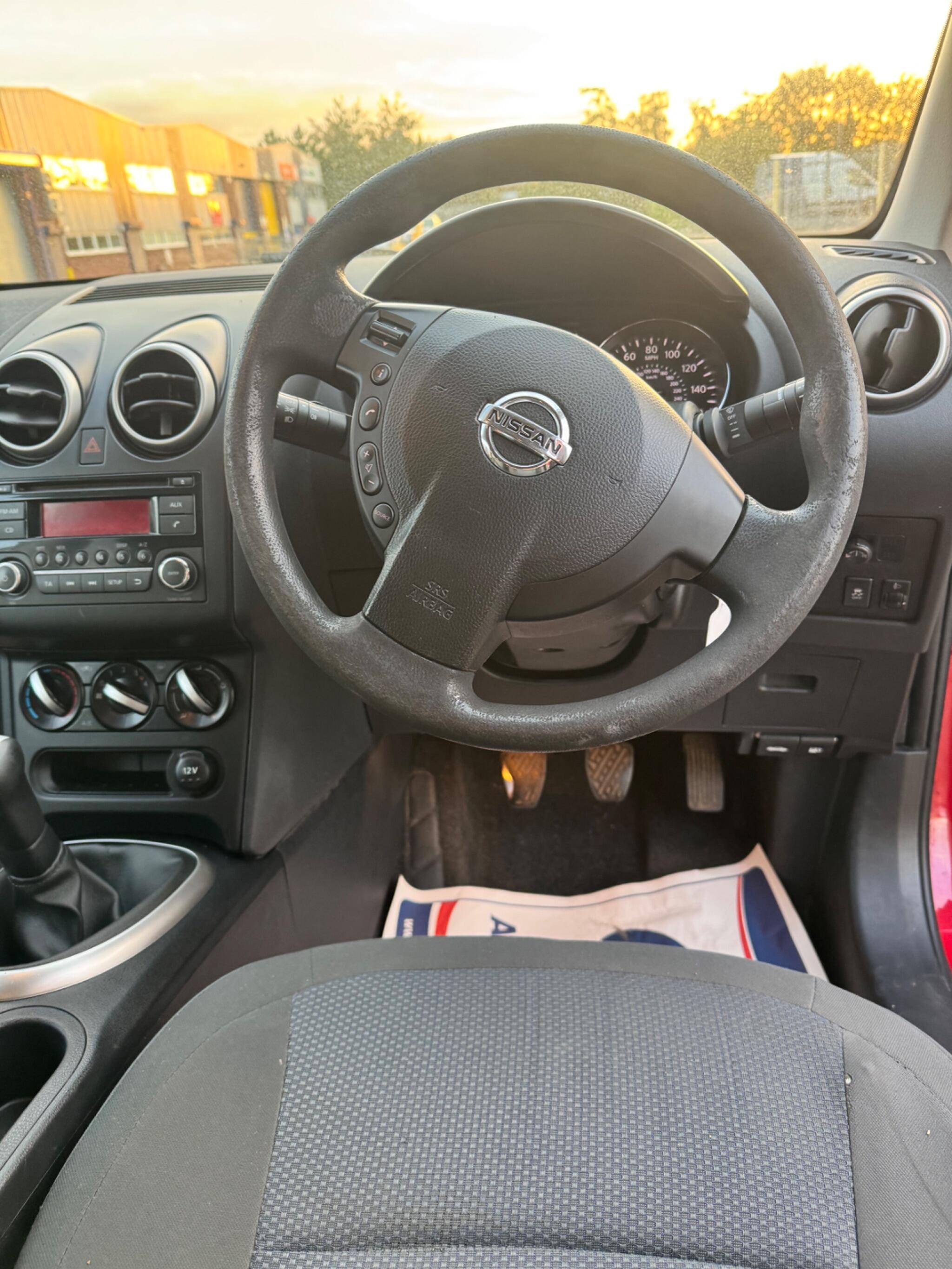 Nissan Qashqai+2 view 45