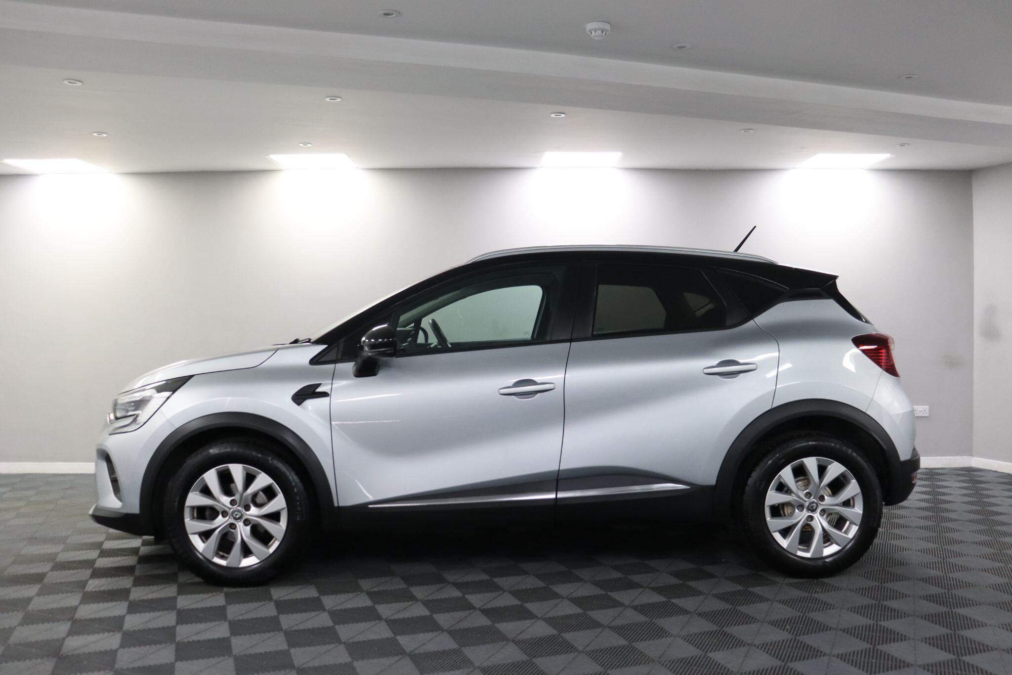 Renault Captur view 26
