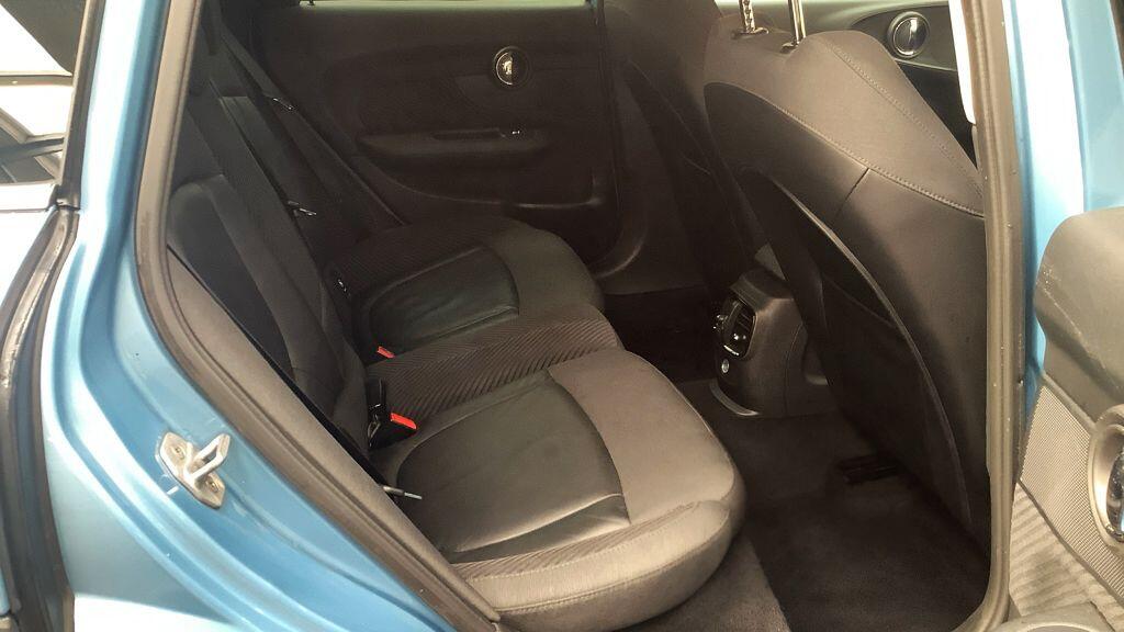 Mini Clubman view 12
