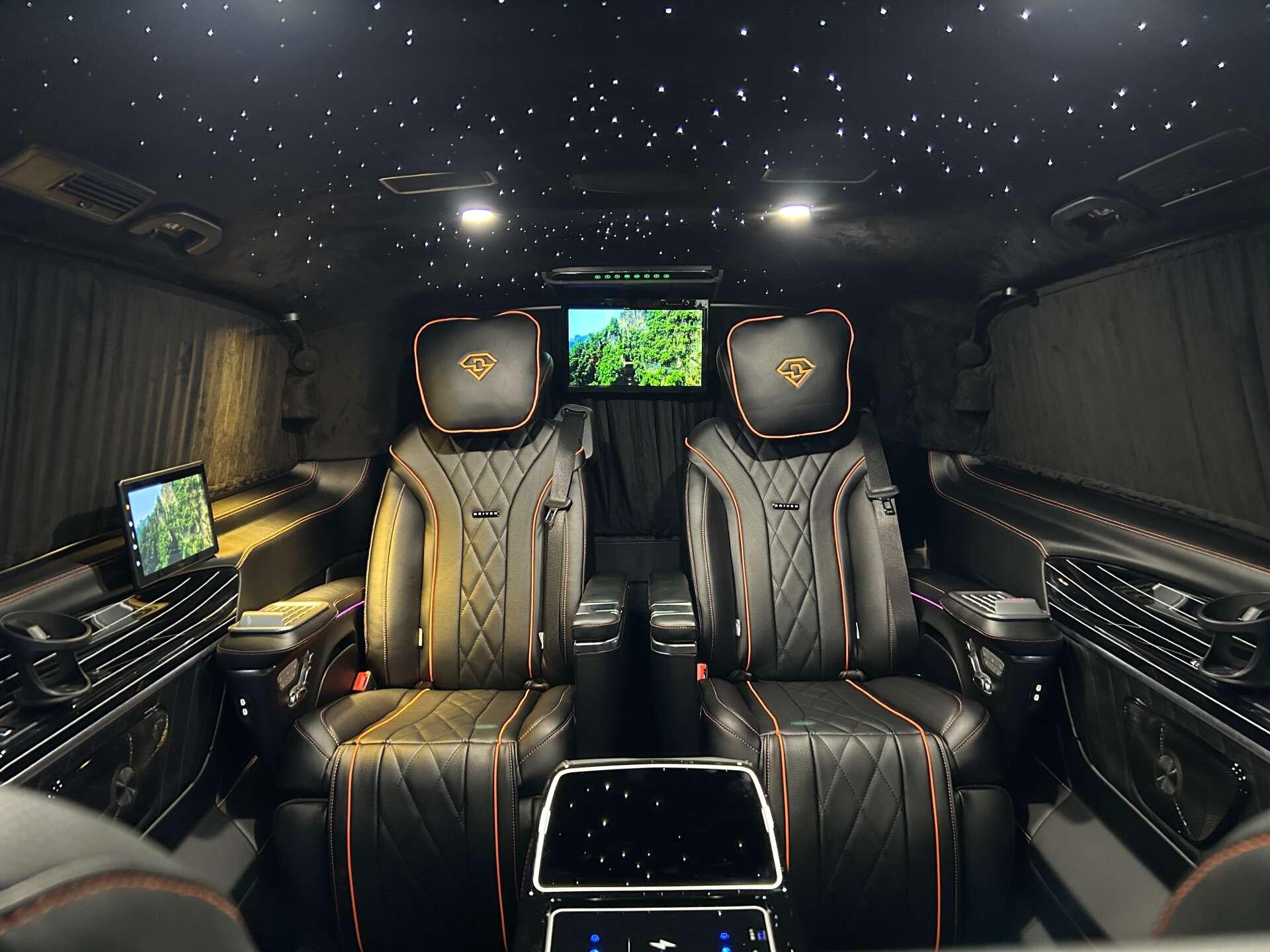 Mercedes-Benz V Class view 23