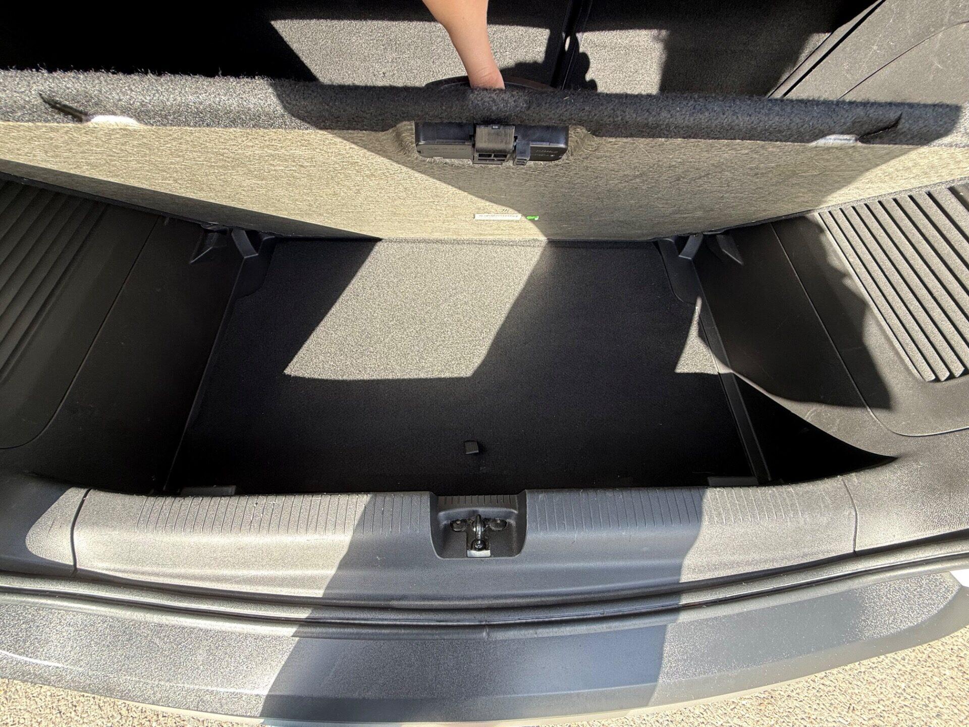Vauxhall Crossland X view 22
