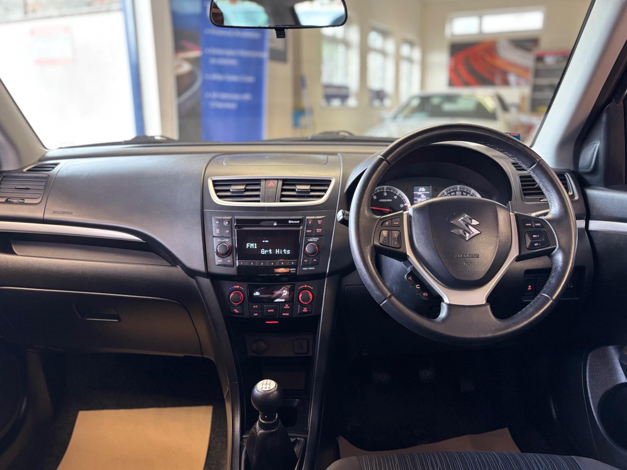 Suzuki Swift view 10