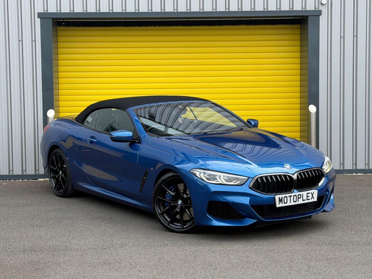 BMW 8 Series view 18