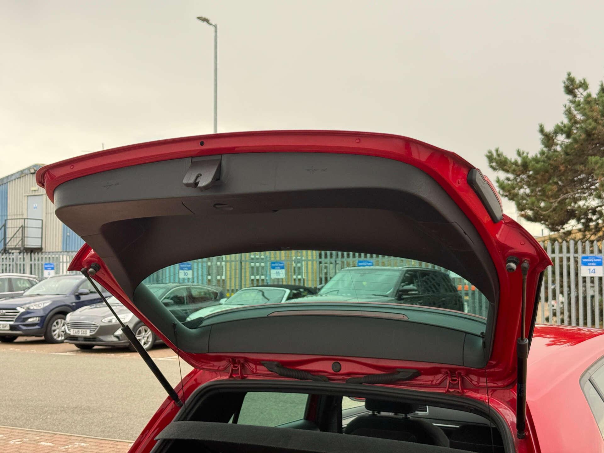 Volkswagen Golf view 36
