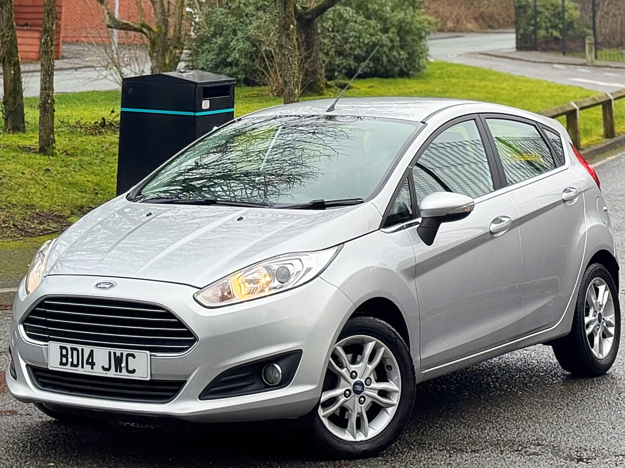 2014 Ford Fiesta 1.5 TDCi Zetec Euro 5 5dr image 16