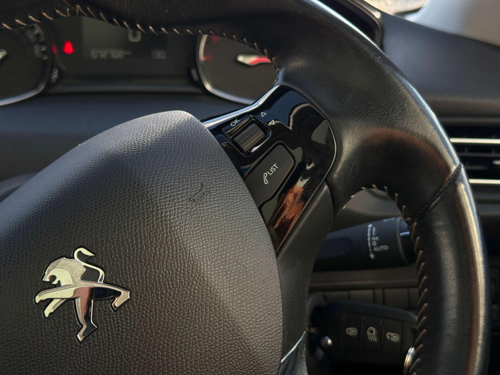 Peugeot 308 view 46