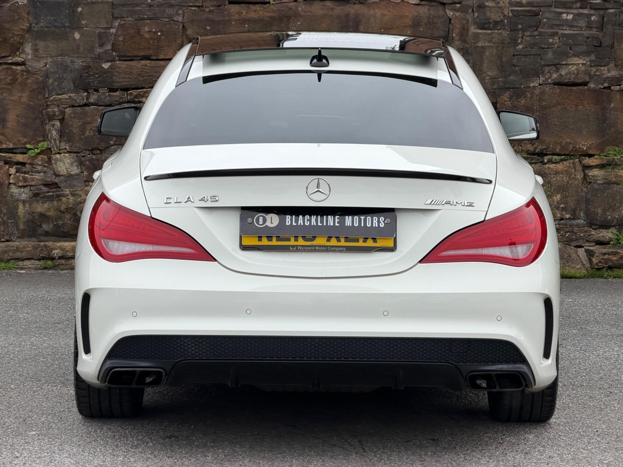 Mercedes-Benz Cla view 6