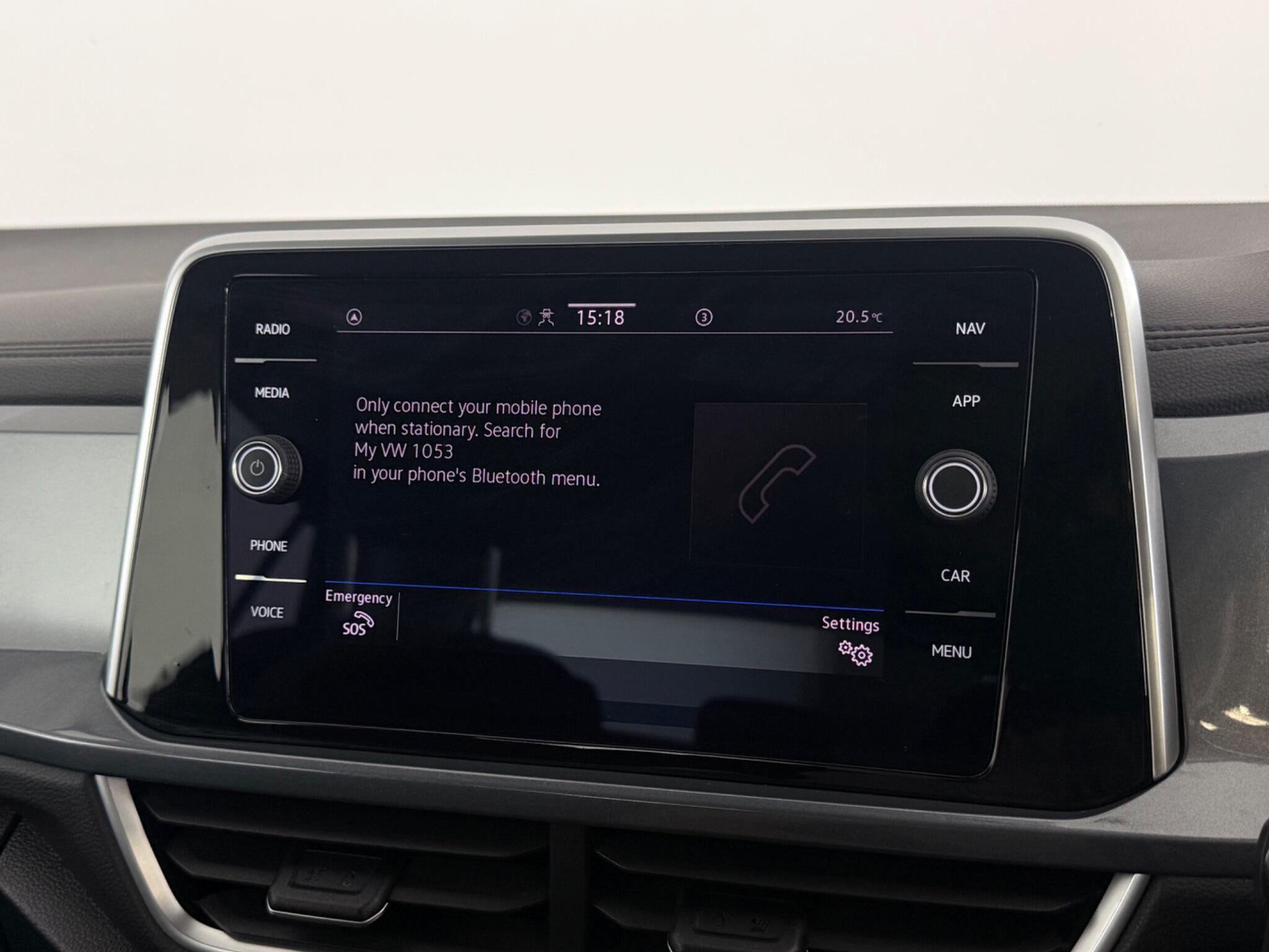 Volkswagen T-Roc view 23