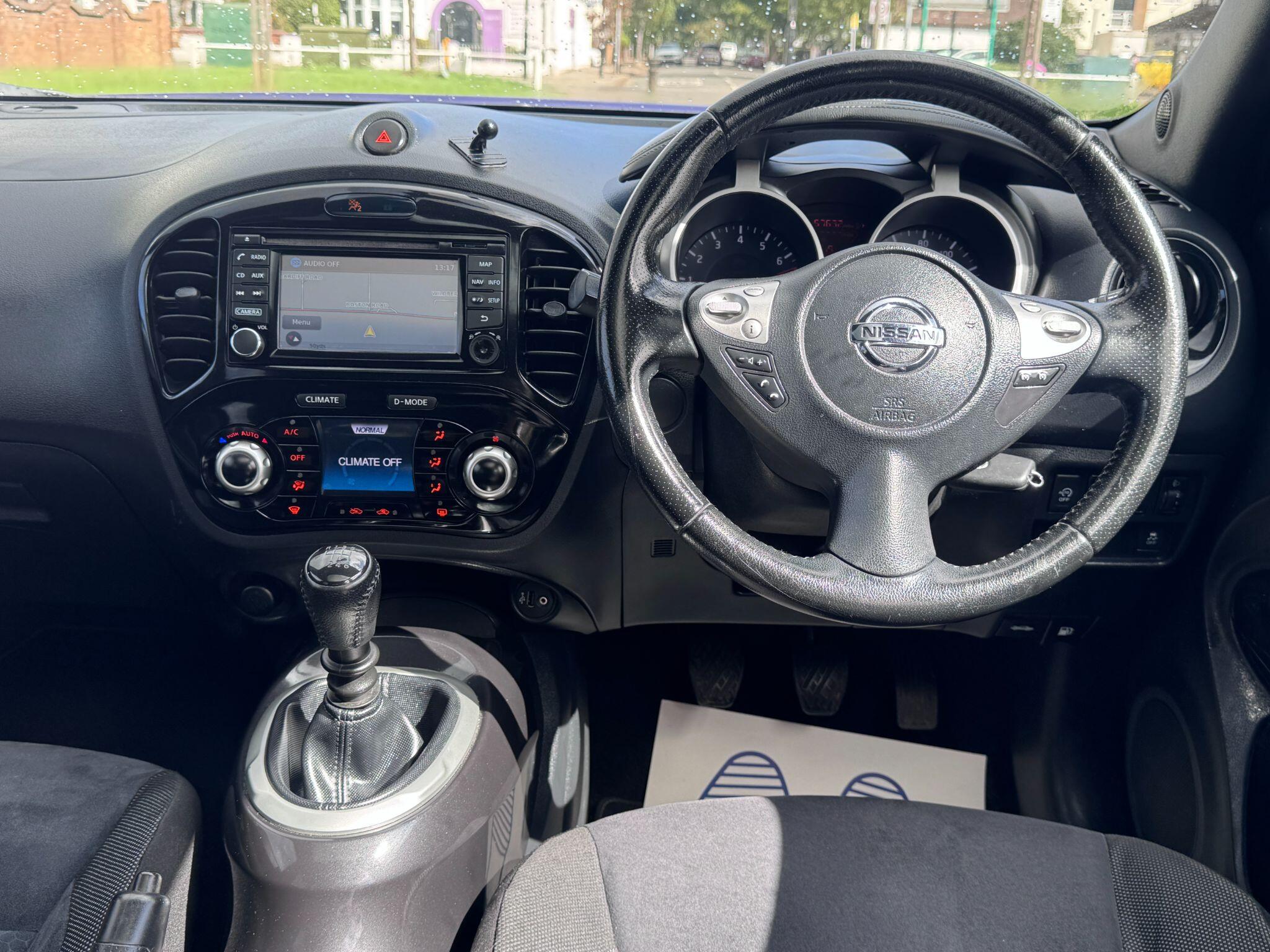 2015 Nissan Juke image 24