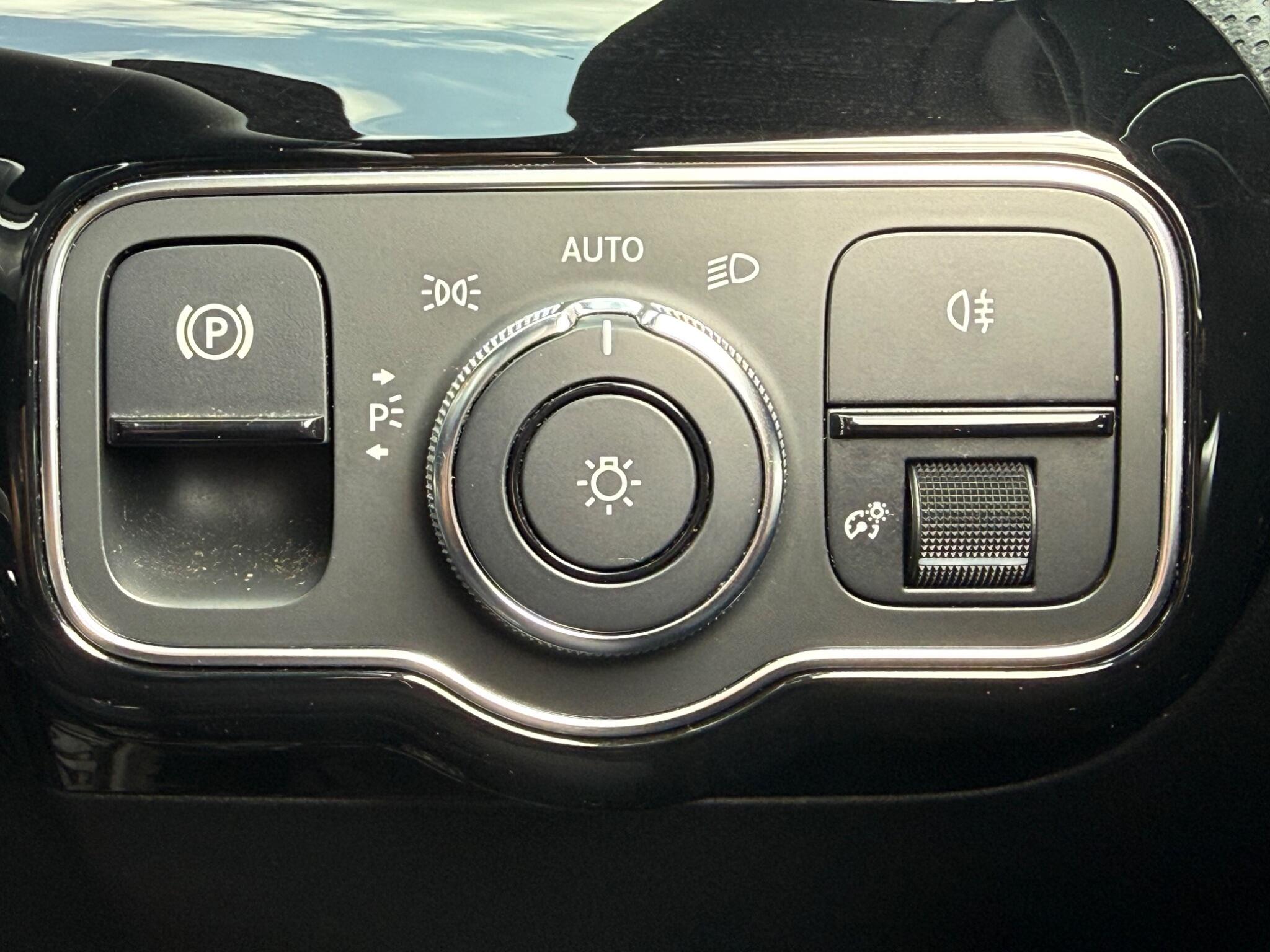 Mercedes-Benz A Class view 19