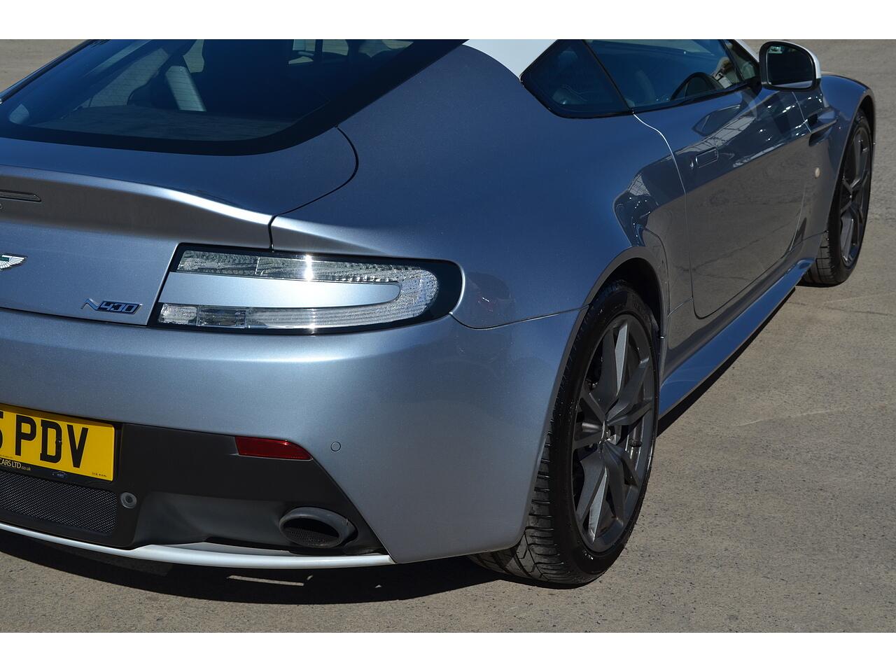 Aston Martin Vantage view 48