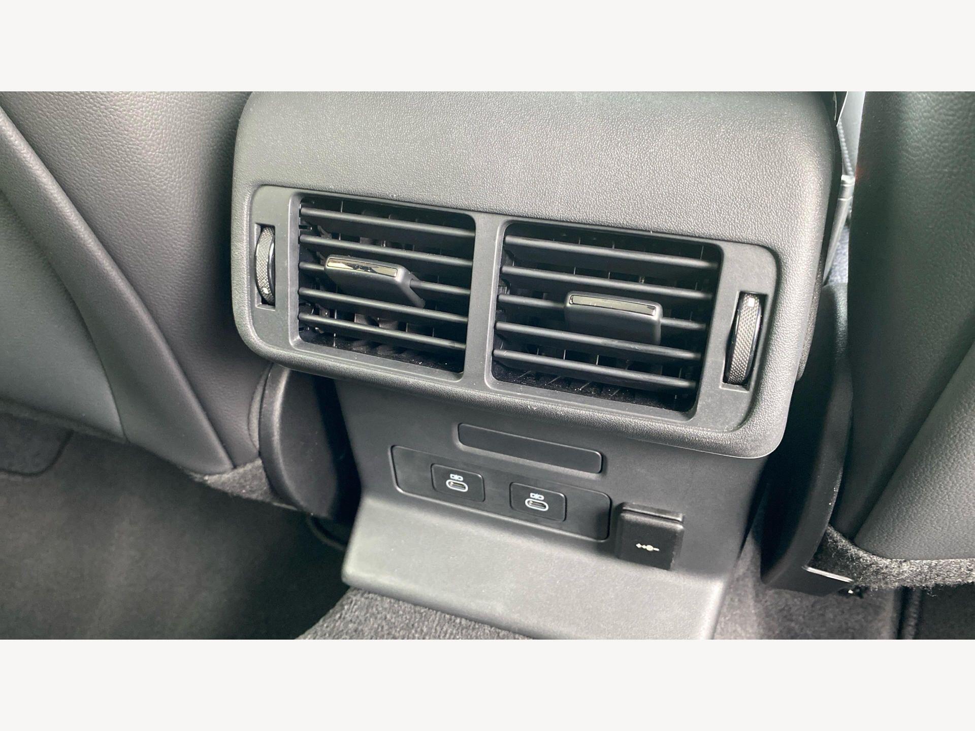 Land Rover Range Rover Velar view 22