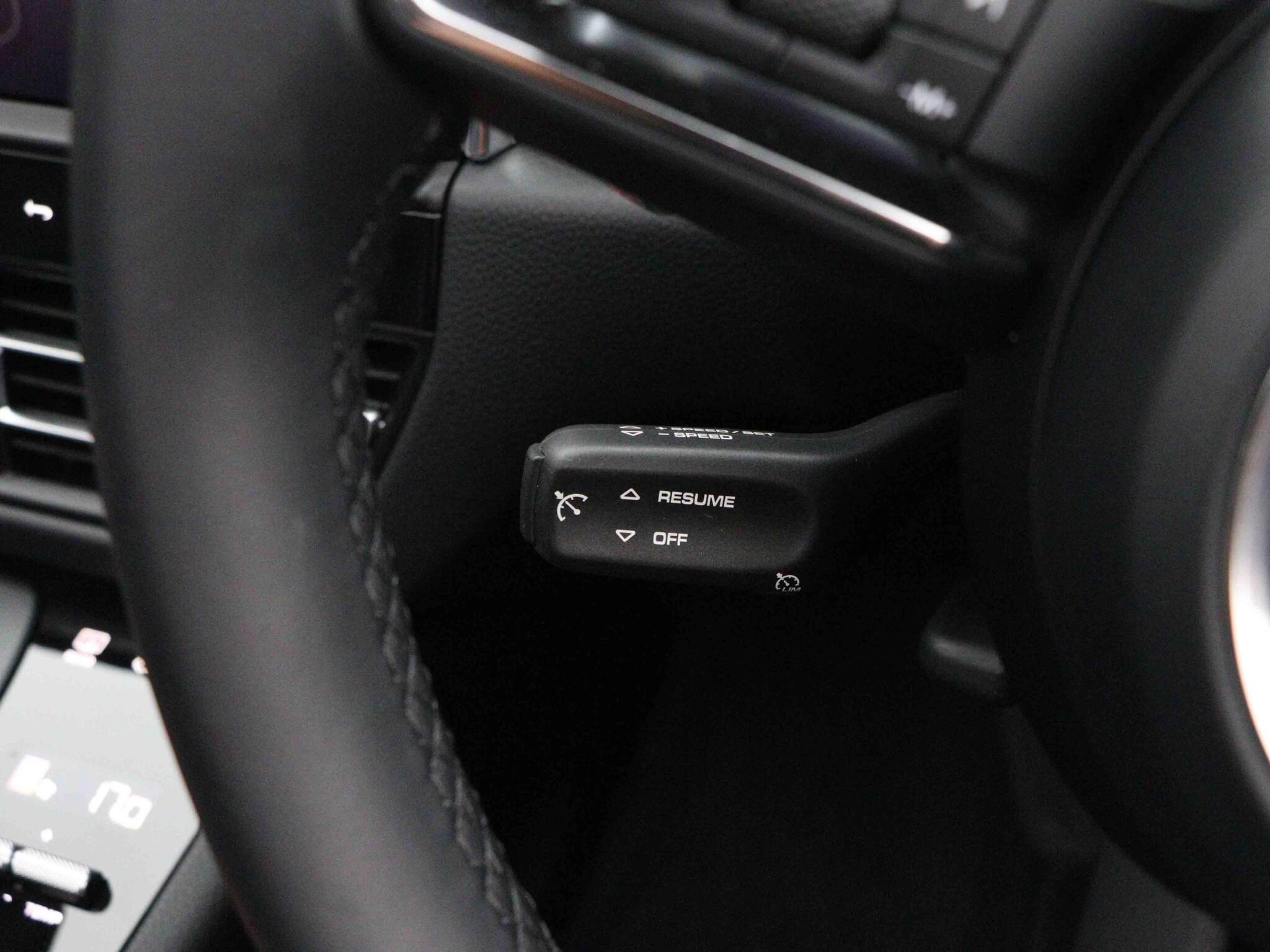 Porsche Macan view 48