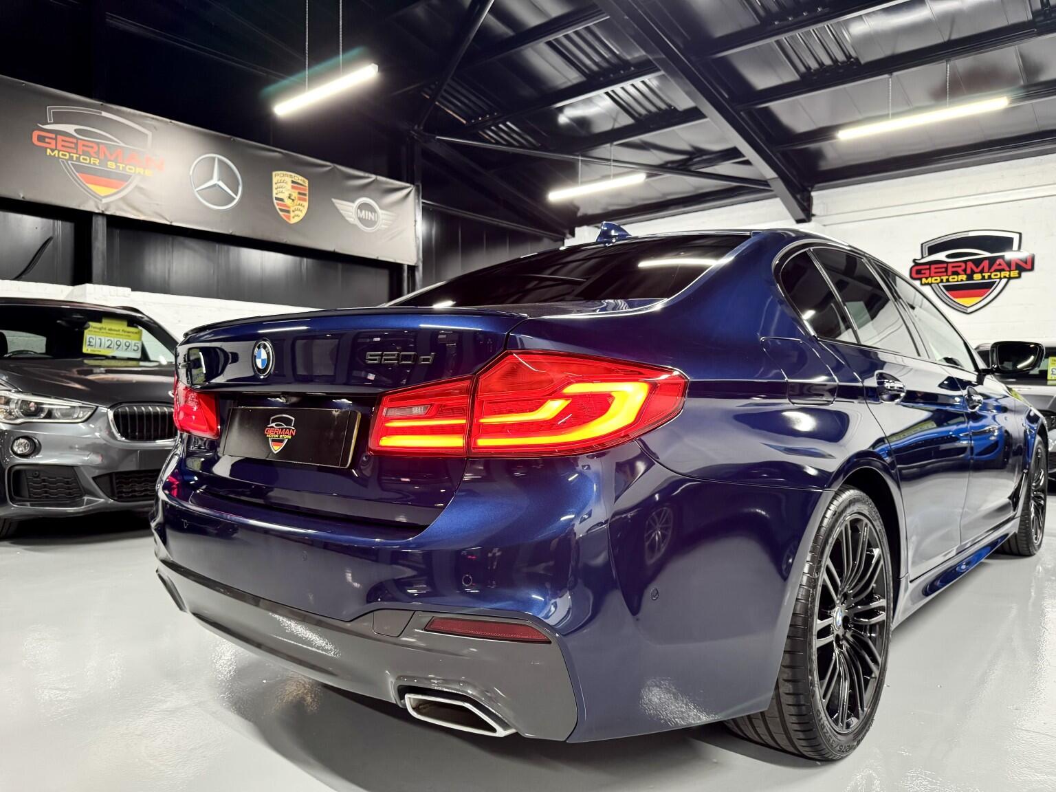 BMW 5 Series view 8