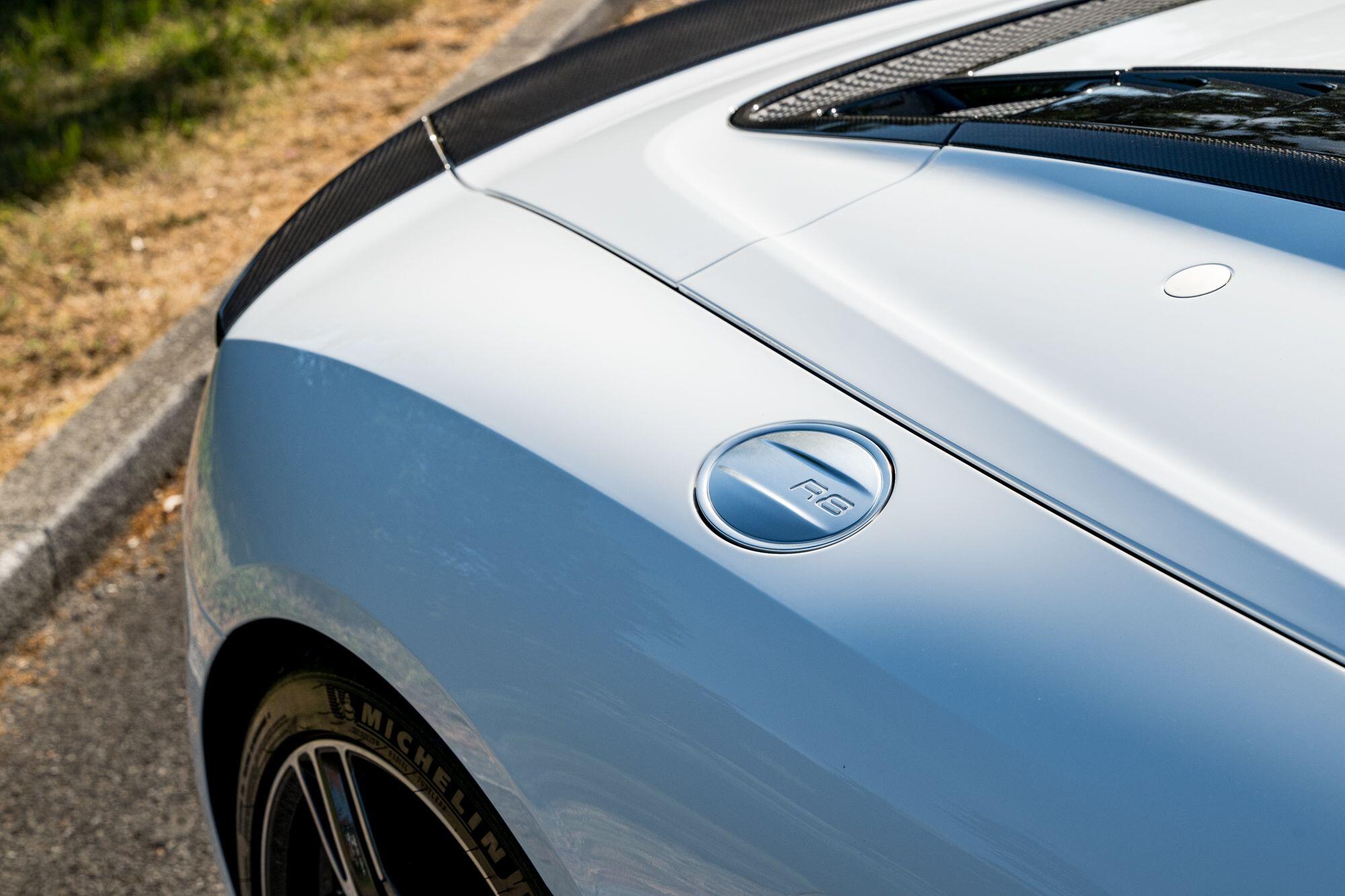 Audi R8 view 23