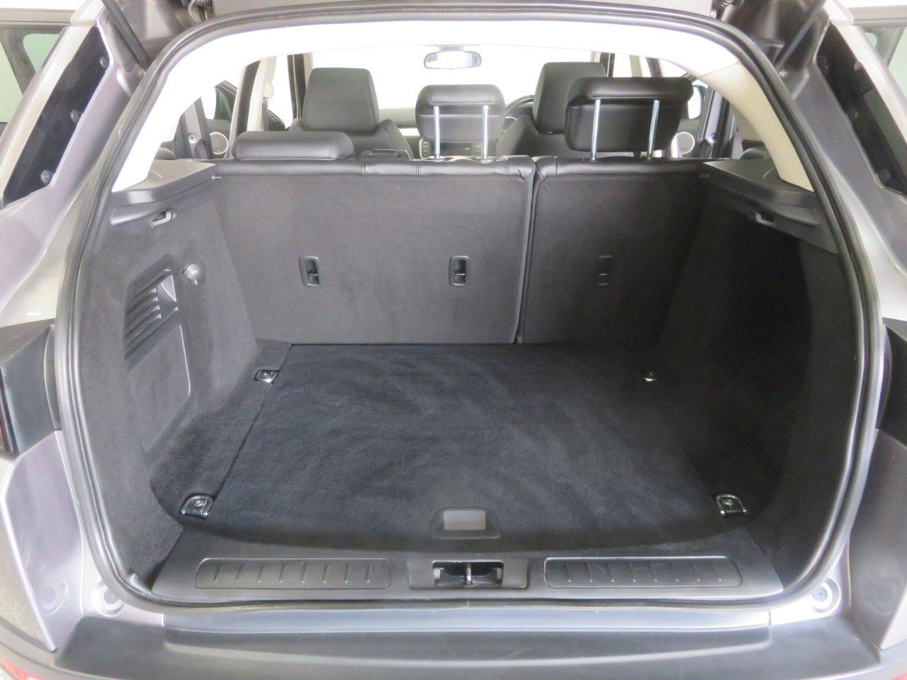 Land Rover Range Rover Evoque view 25