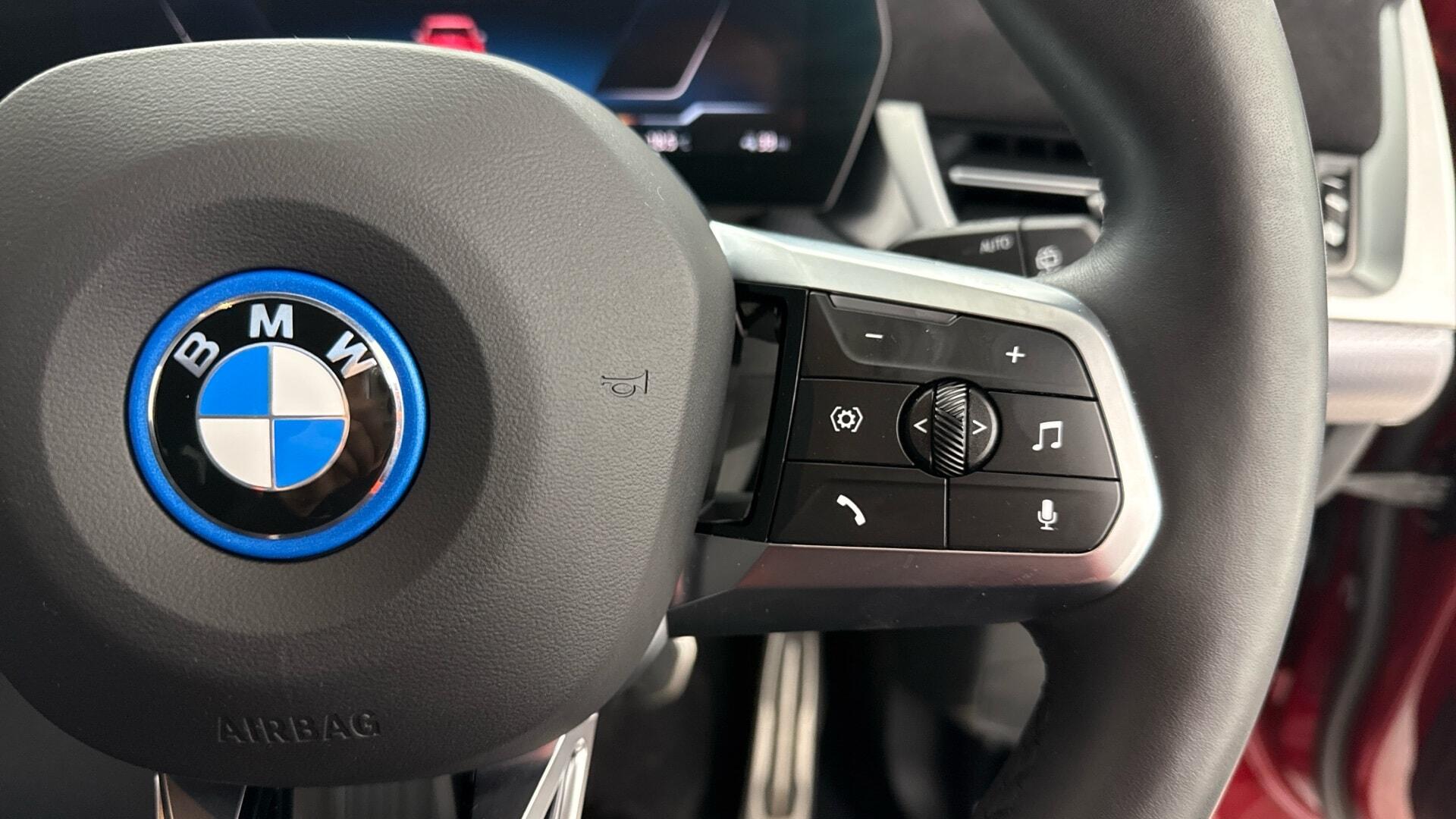 BMW iX1 view 19