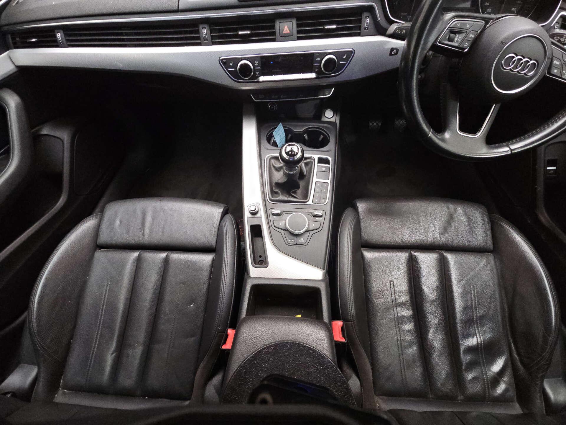 Audi A5 view 9