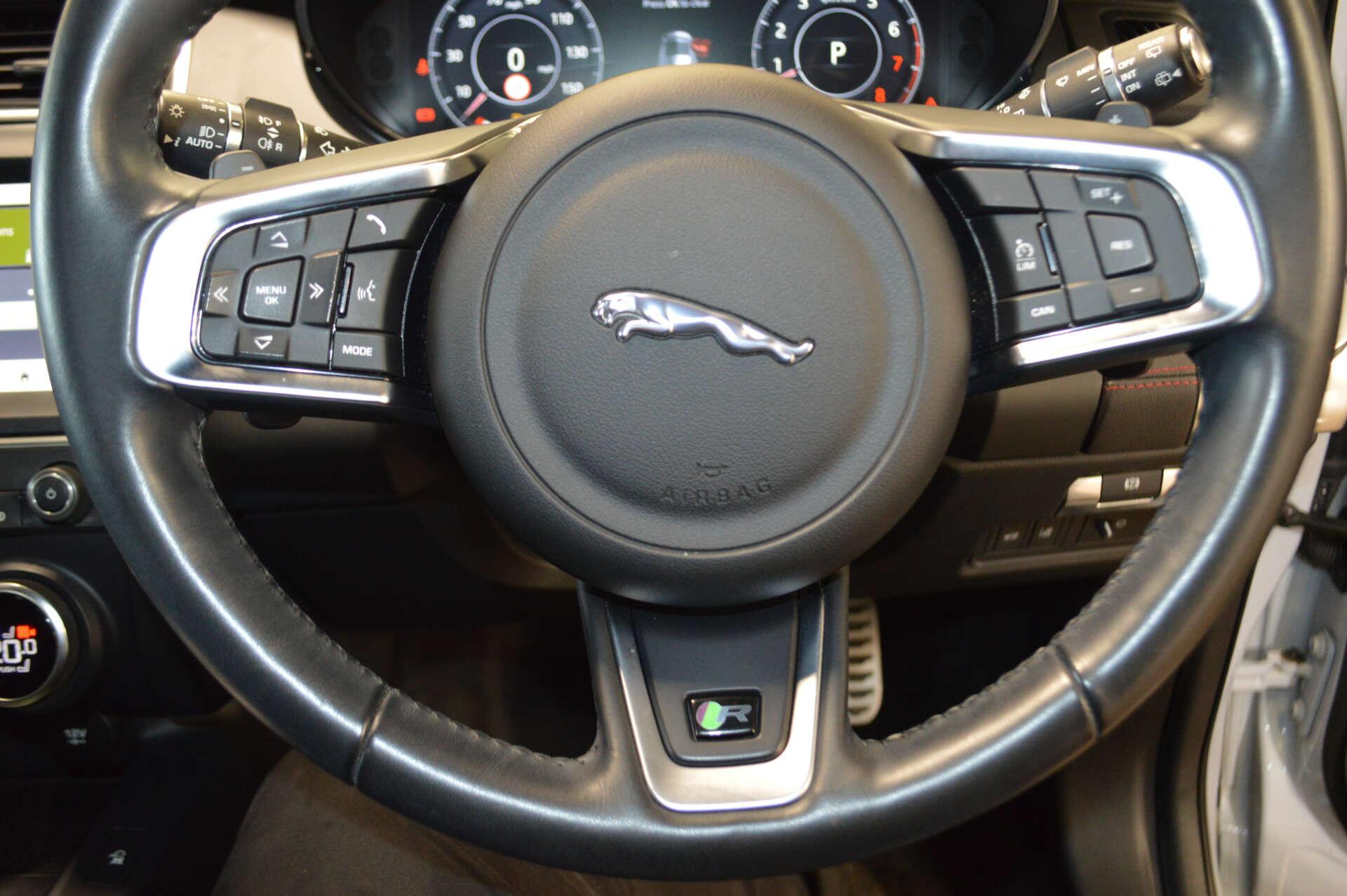 Jaguar E-Pace view 23