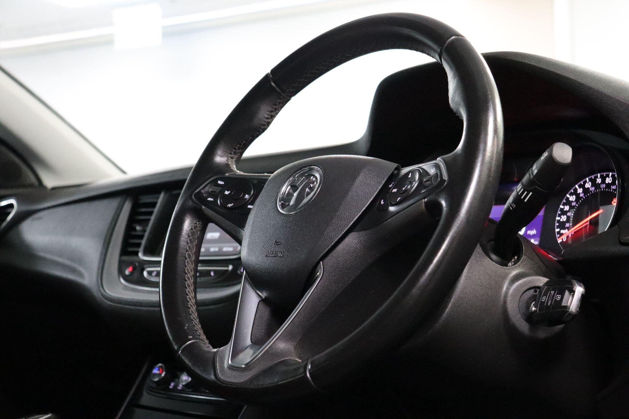 Vauxhall Grandland X view 12