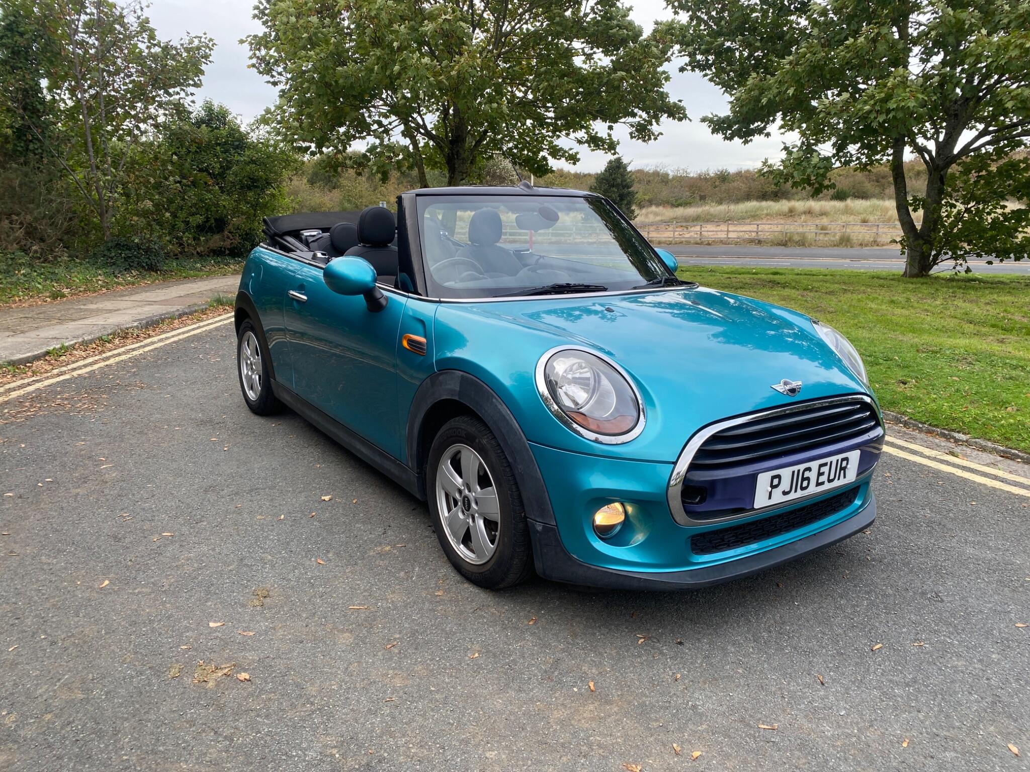 MINI Convertible 1.5 Cooper Euro 6 (s/s) 2dr