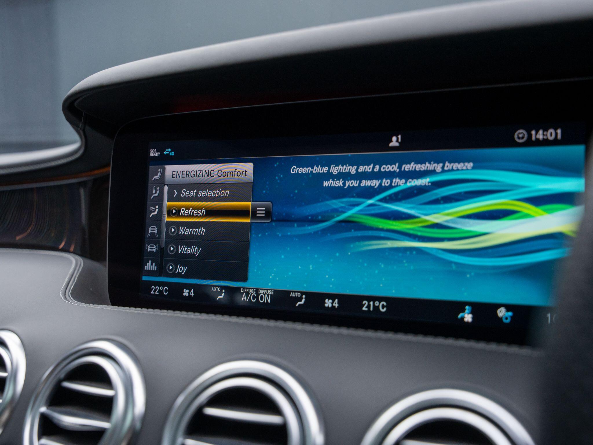 Mercedes-Benz S-Class view 21