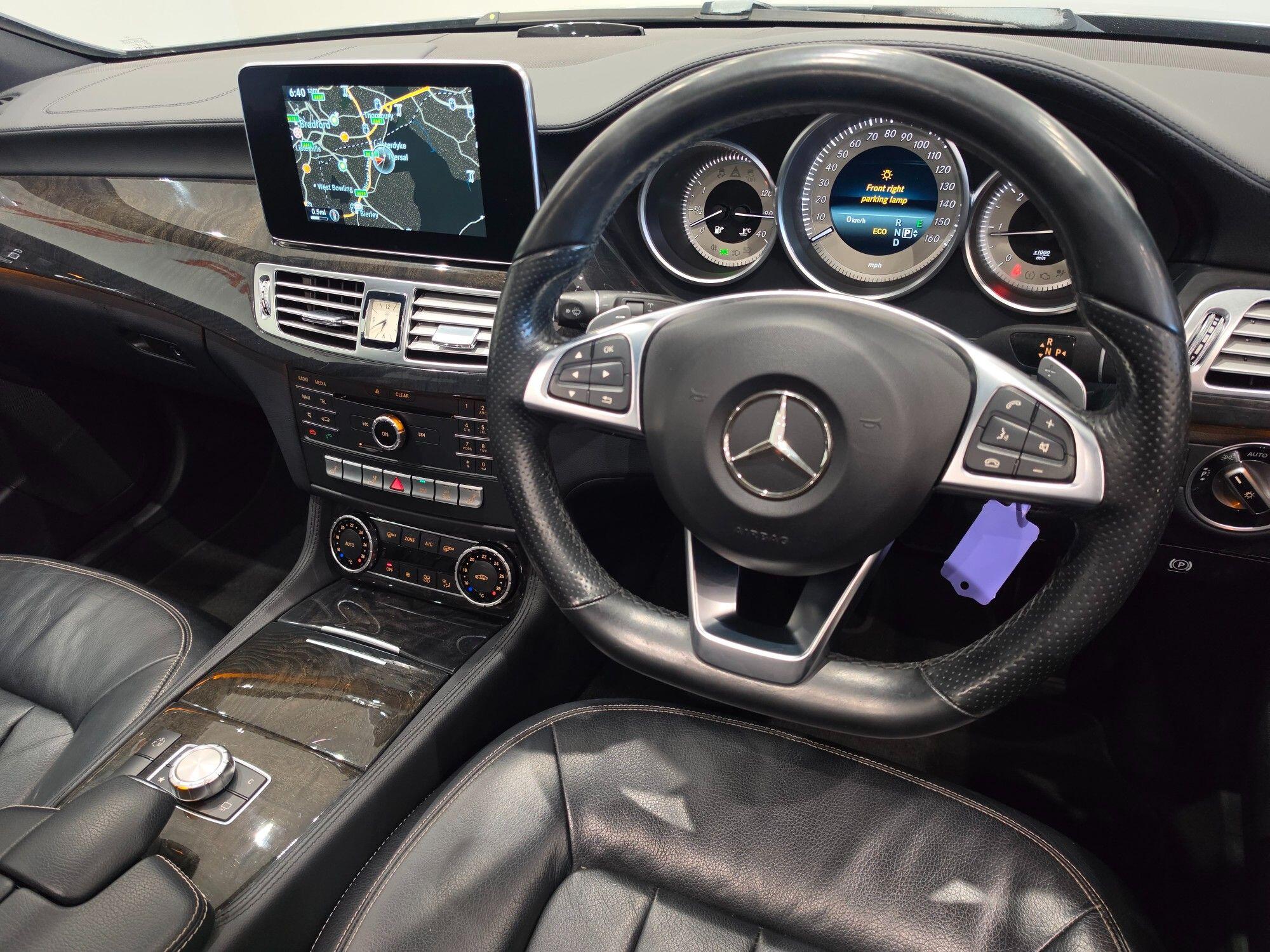 Mercedes-Benz CLS view 95
