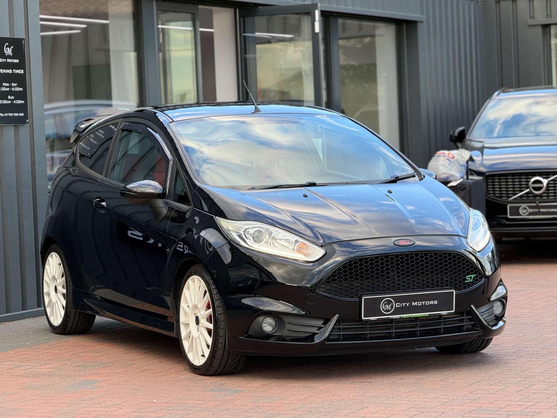 Ford Fiesta view 12