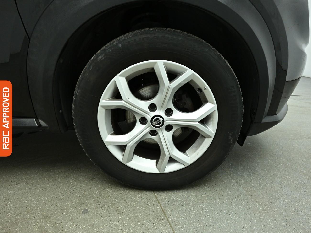 Nissan Juke view 25