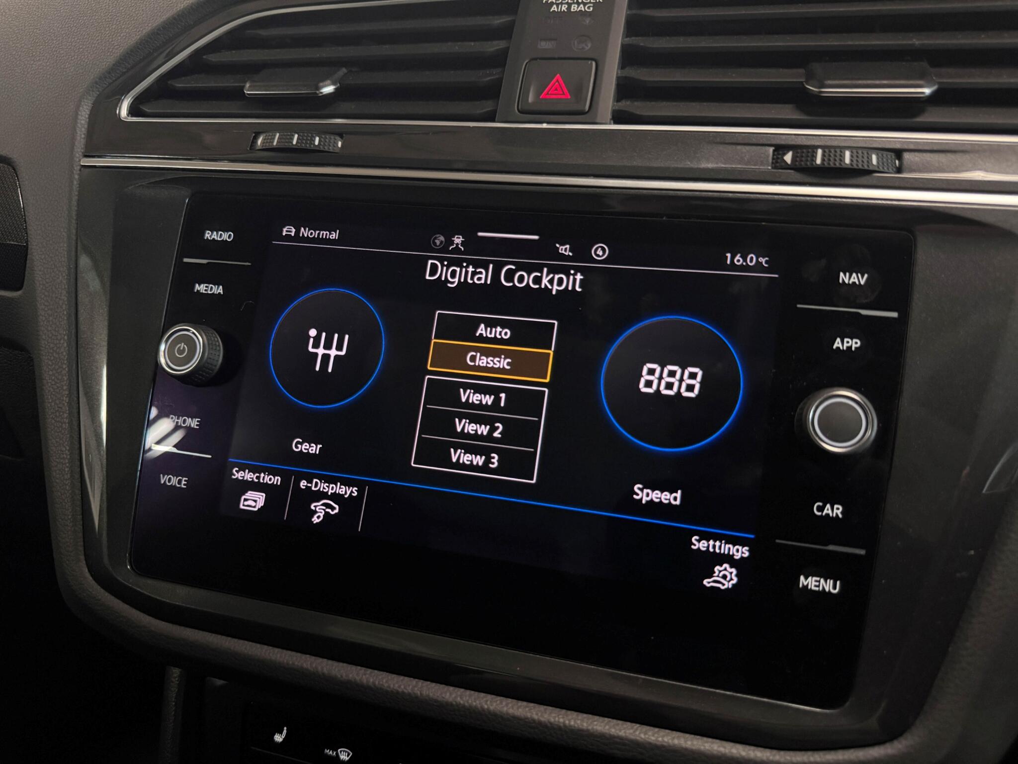 Volkswagen Tiguan view 44