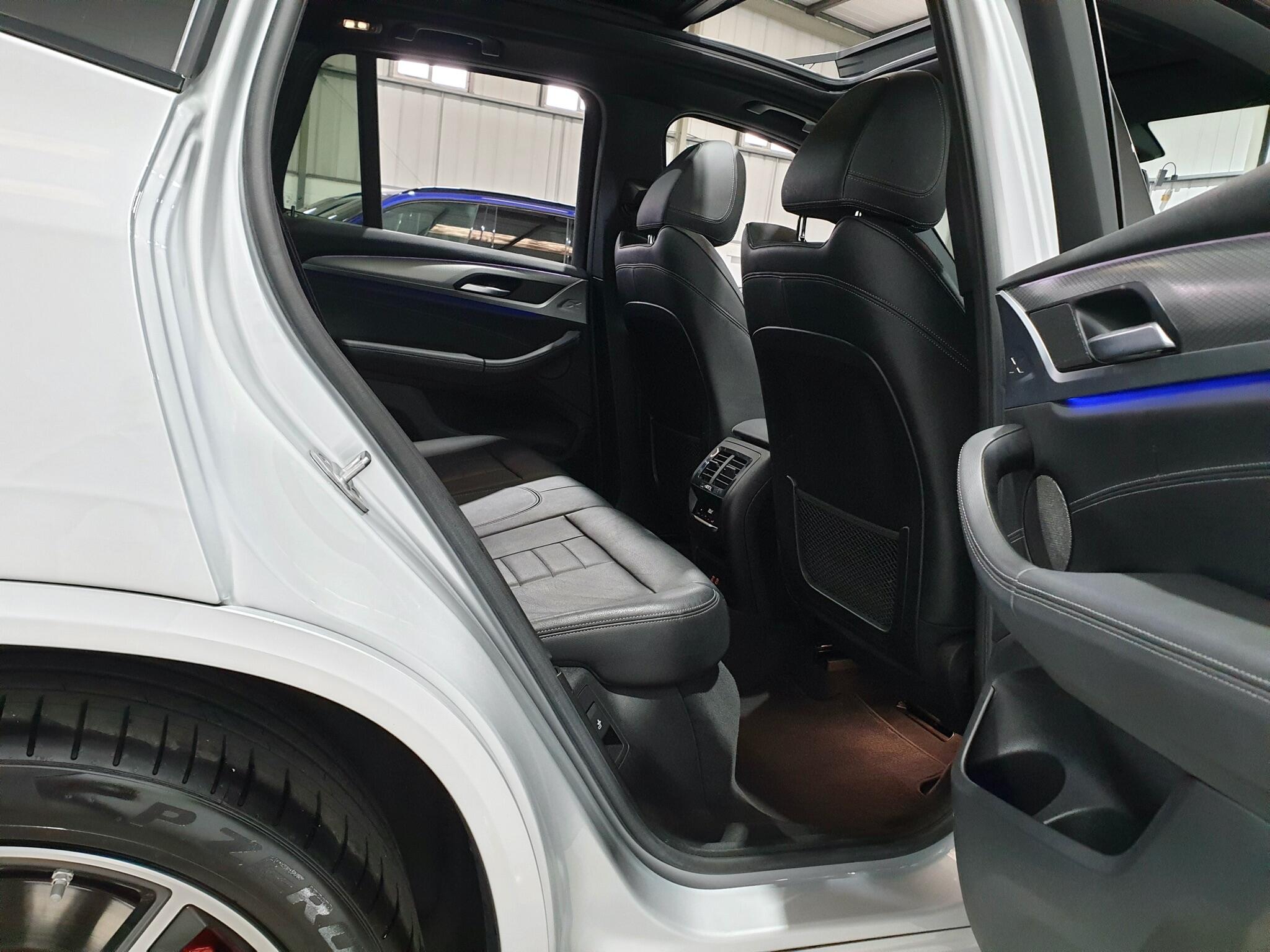 BMW X3 view 49