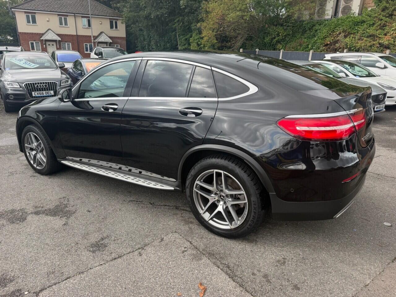 Mercedes-Benz GLC view 20