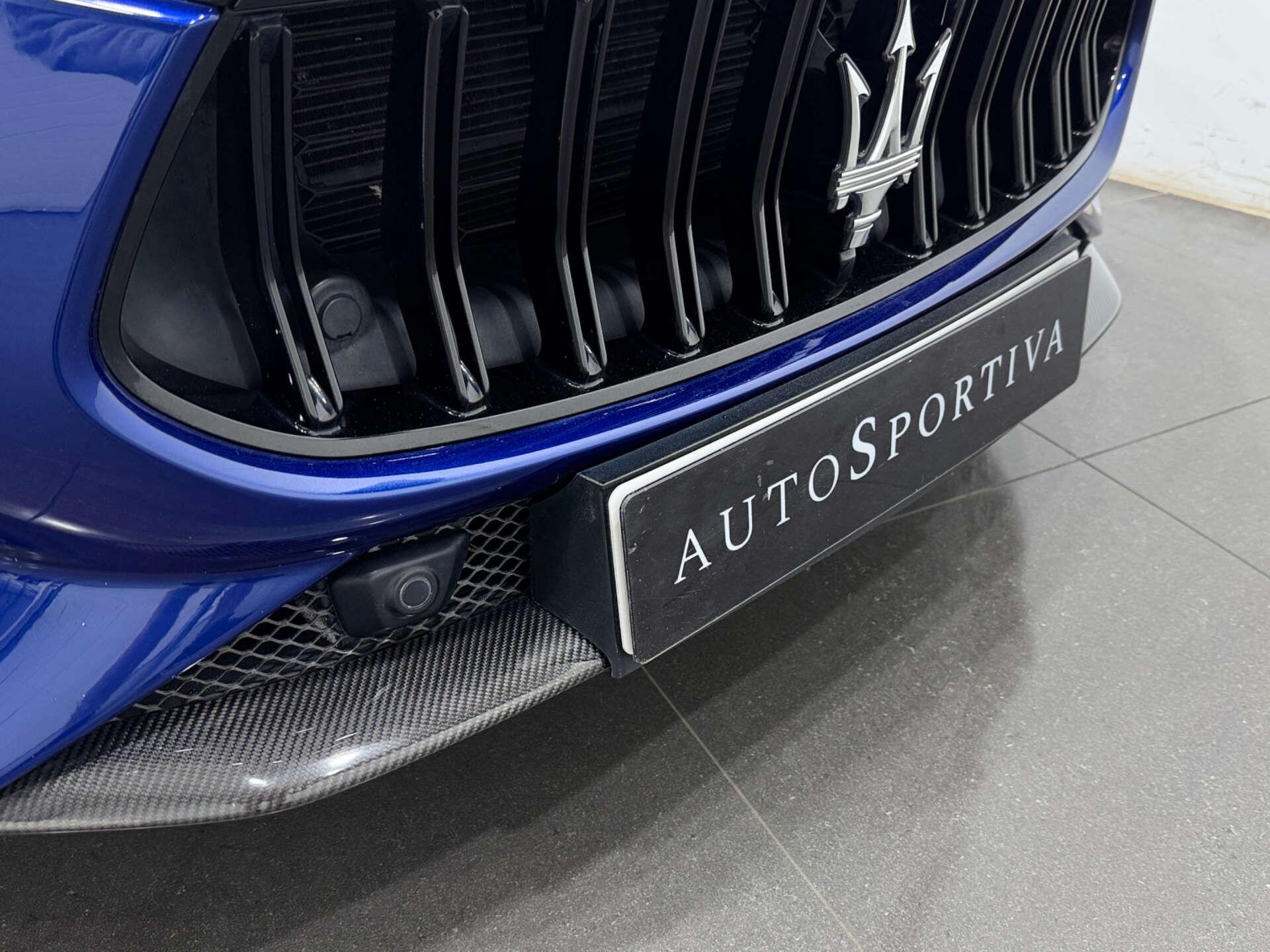 Maserati Ghibli view 35