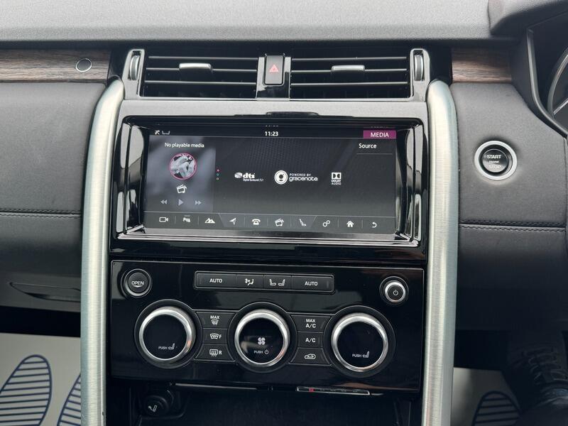 Land Rover Discovery view 44
