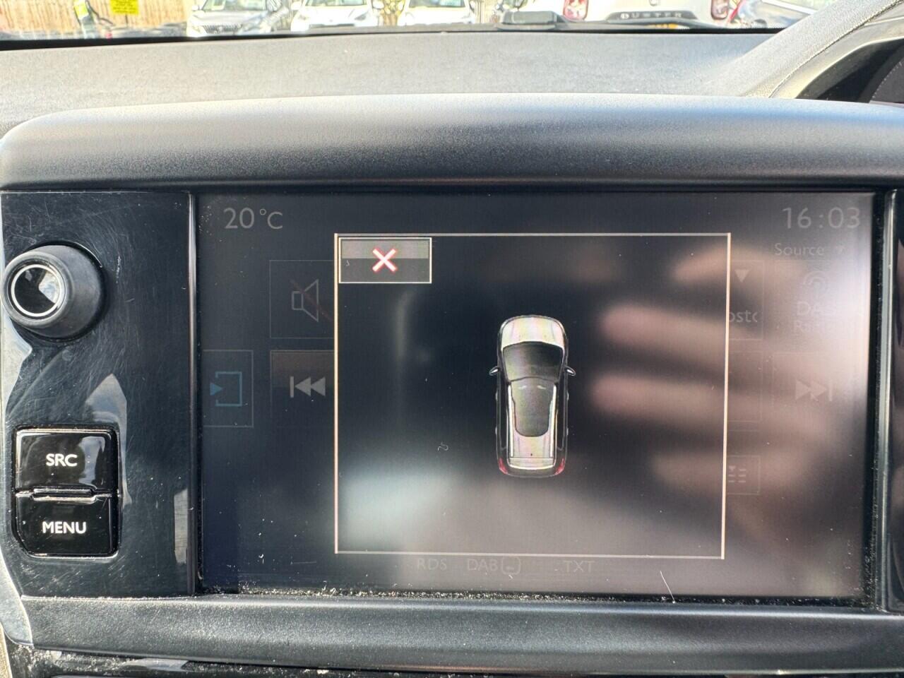 Peugeot 2008 view 9