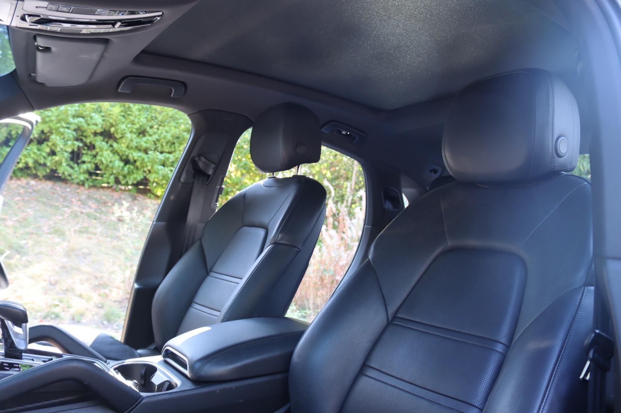 Porsche Cayenne view 10