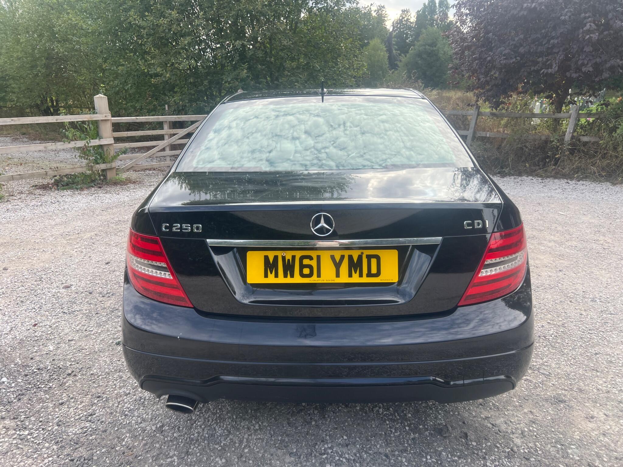 Mercedes-Benz C Class view 6