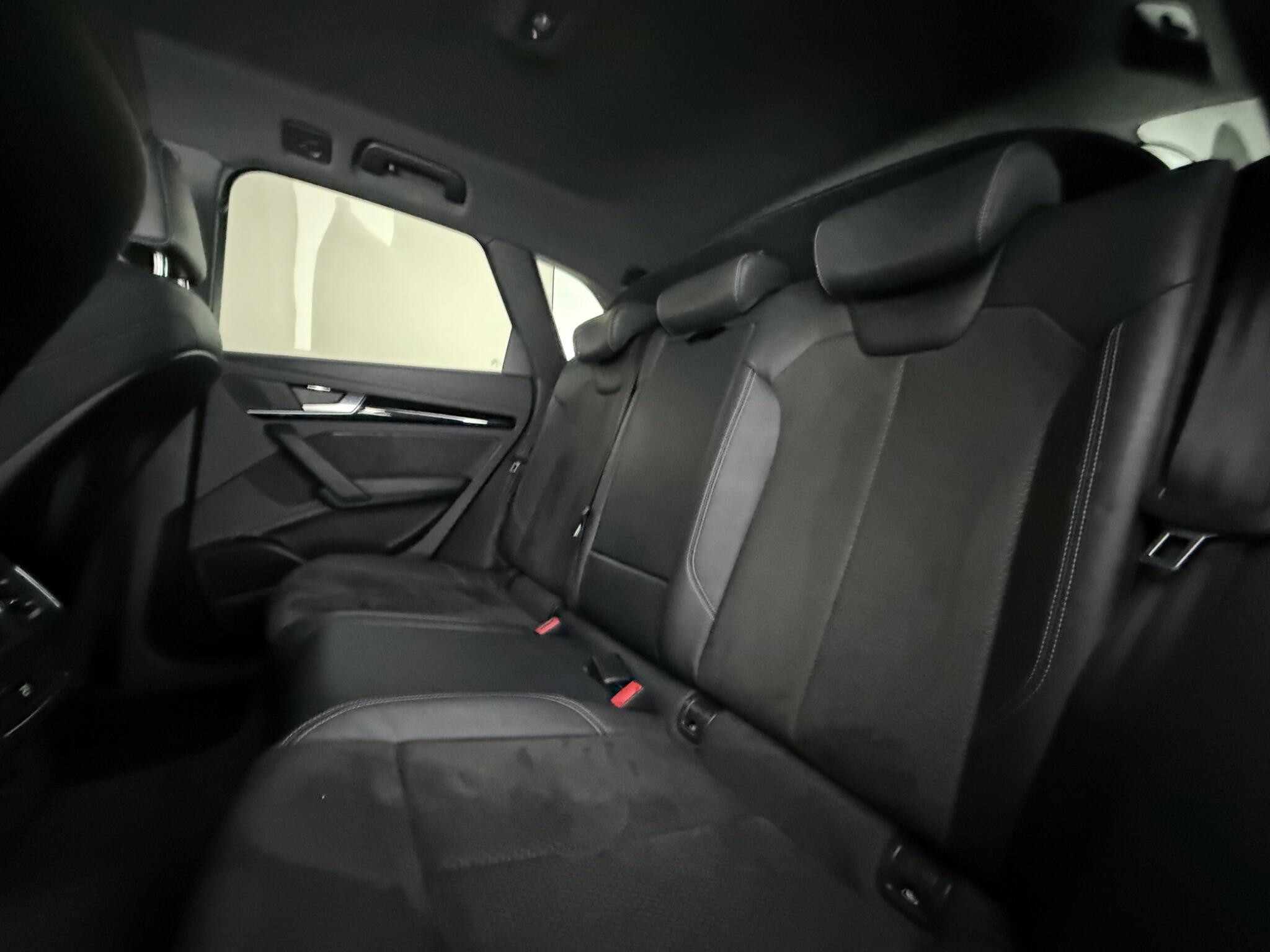 Audi Q5 view 30