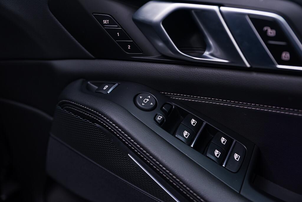 BMW X5 view 29